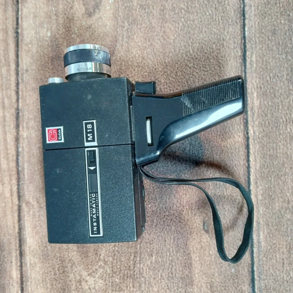 Kodak Instamatic M18 Movie Outfit Super 8 Film Camera Electric Eye Zoom Lens